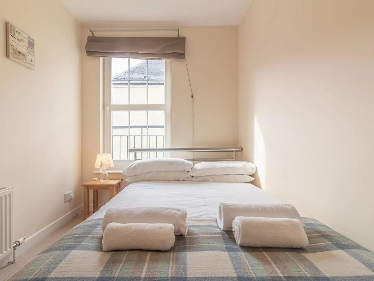 Pass The Keys Spacious And Central Flat, Sleeps 5 爱丁堡