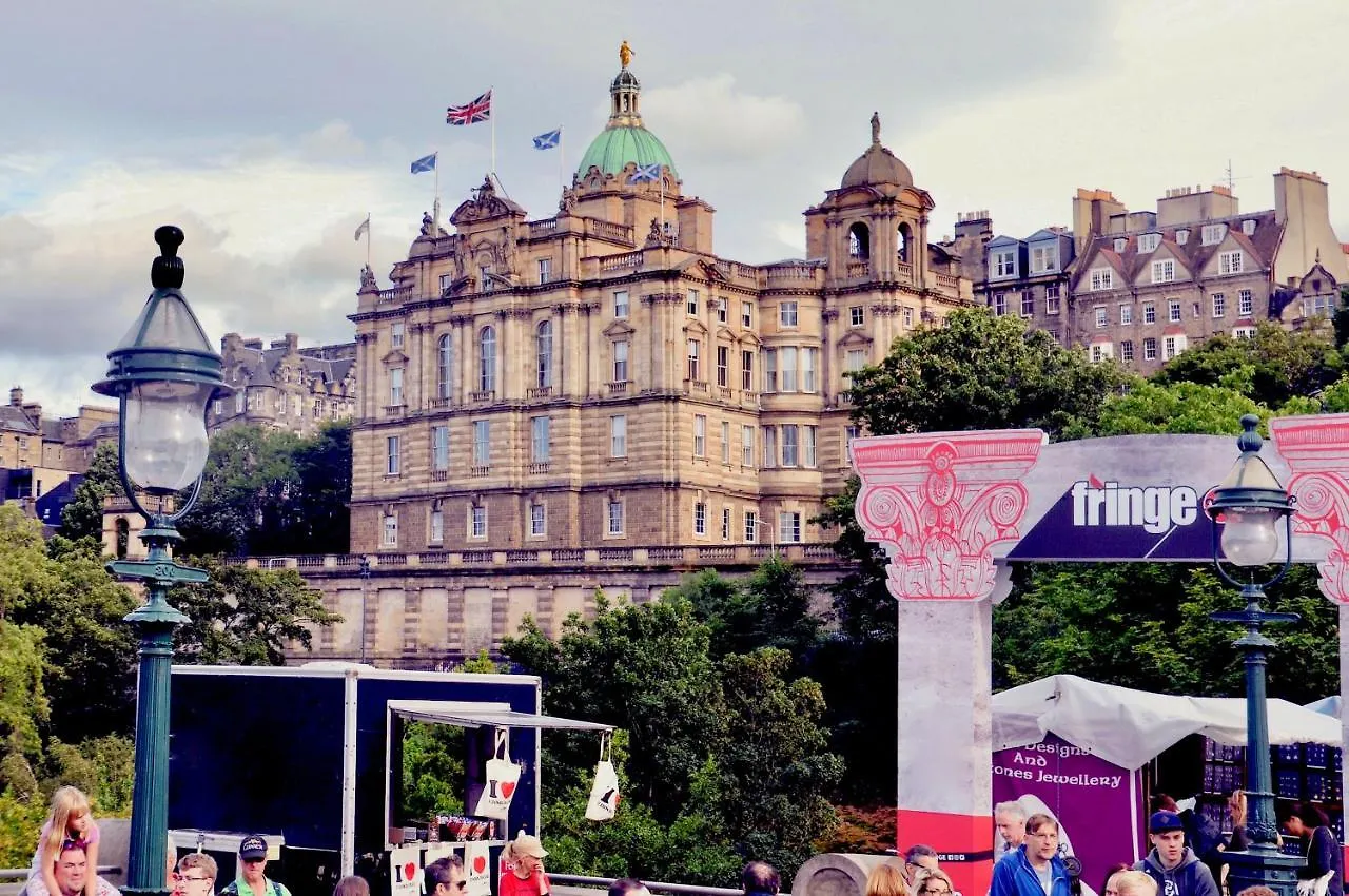 Pass The Keys Spacious And Central Flat, Sleeps 5 Edimburgo 0*,  Reino Unido